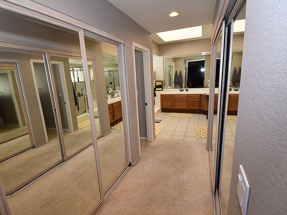 4th image of 14765 Toft Dr