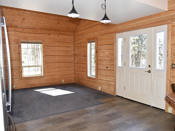 2nd image of 1022 Starling Ct
