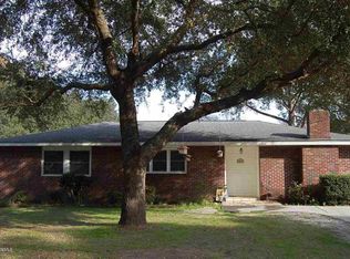 1601 Camellia Rd, Beaufort, SC 29902