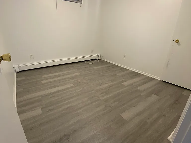 35 Oakwood Rd #35 — Photo 12