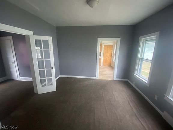 4th image of 4315 Stickney Ave