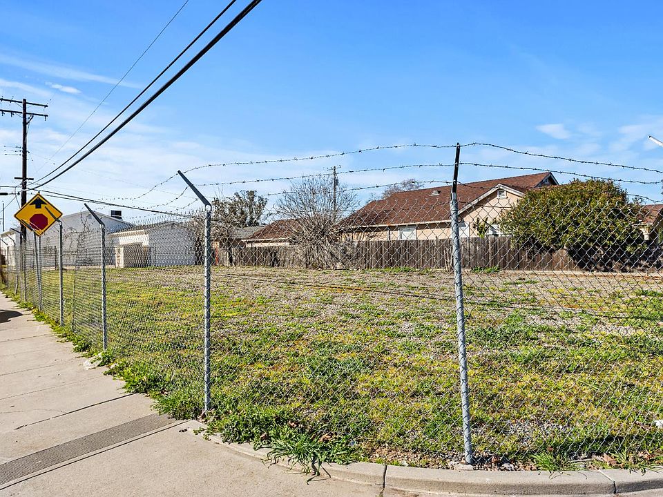 2nd image of 3601 Cypress St