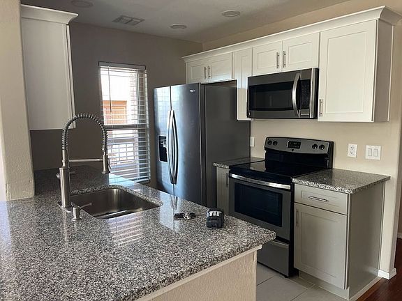 4th image of 14645 N Fountain Hills Blvd Unit 201