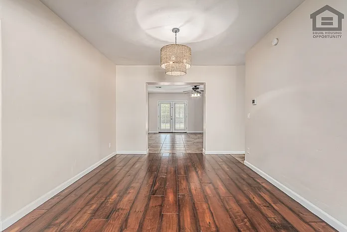 2807 N 8th Ave — Photo 11