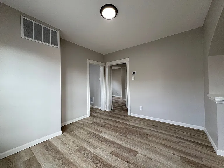 7027 Plateau Ave — Photo 12