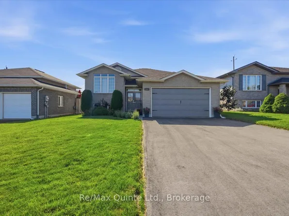 14 Ridgeview Ln, Quinte West, ON K8V 5P8