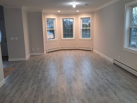 5th image of 631 Darlington Ave