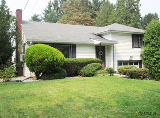 2016 Sunshine Ave, Johnstown, PA 15905