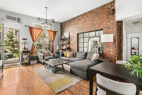 Rented by Compass | media 6