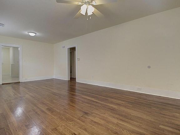 5th image of 2703 Galvez Ave