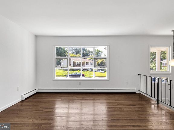 4th image of 13723 Kaywood Dr