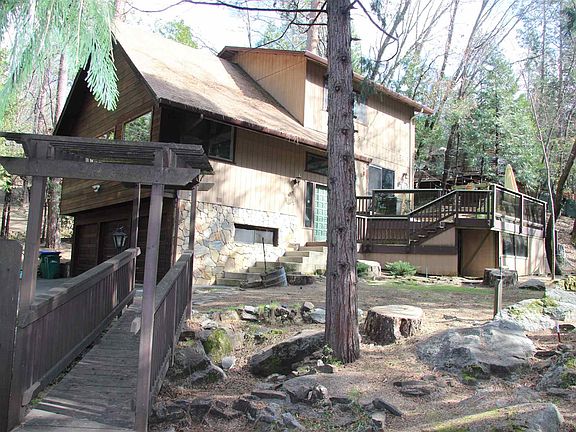 3rd image of 22449 Red River Dr