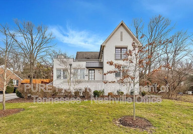 3211 Overlook Dr — Photo 1