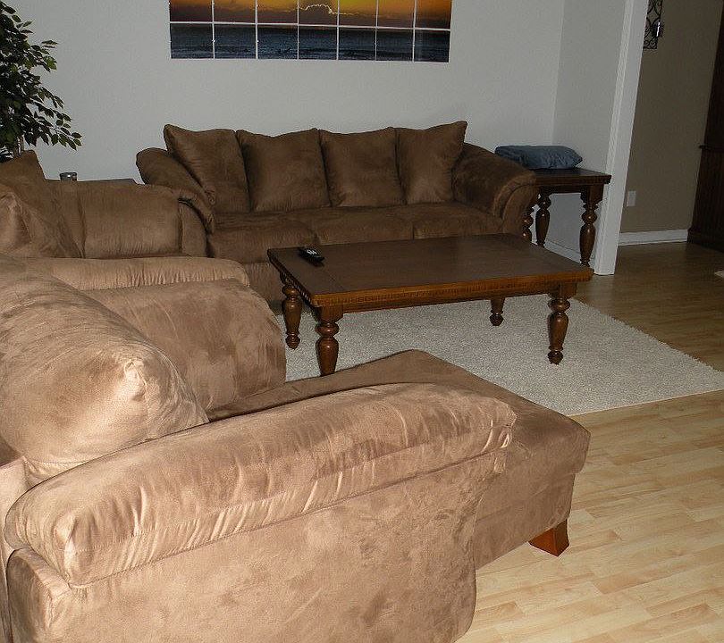 1st image of 813 Sand Hills Dr