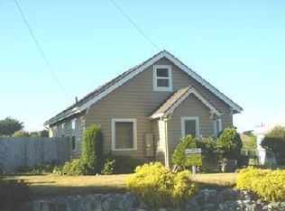 160 8th St SW, Bandon, OR 97411