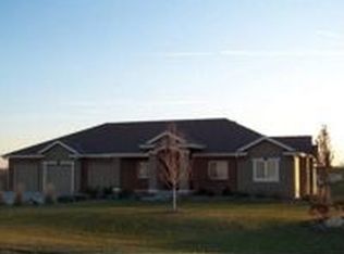 11557 Crest Ridge Cir, Blair, NE 68008