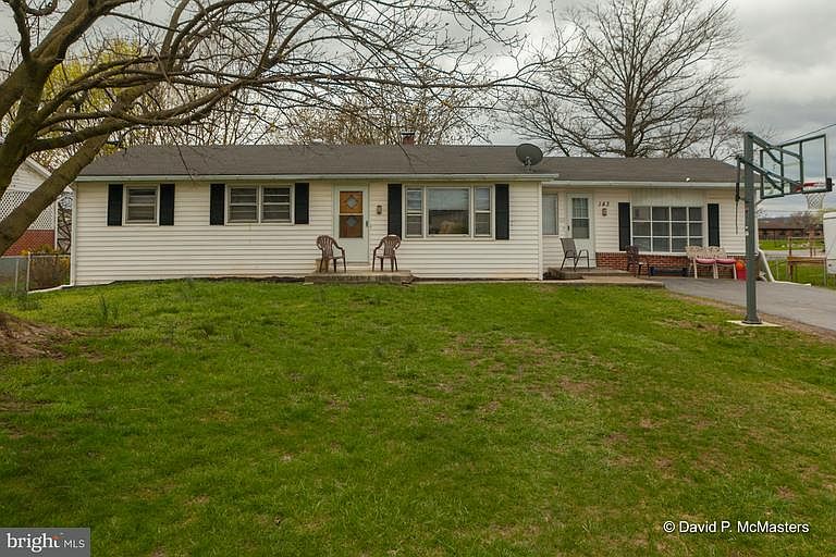 1st image of 143 Meadow Ln