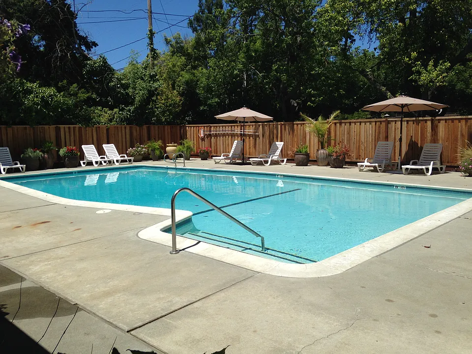 Woodview Apartments