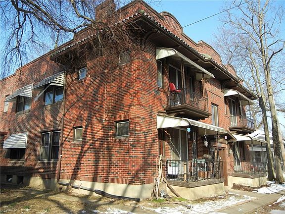 4th image of 1725 Manor Pl