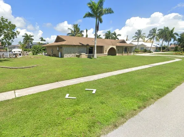 201 Dan River Ct, Marco Island, FL 34145