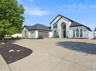 111 Odonna Dr, Waxahachie, TX 75165