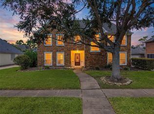 2104 Bay Hill Dr, League City, TX 77573