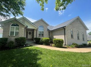 18 Ashford Pl, Festus, MO 63028