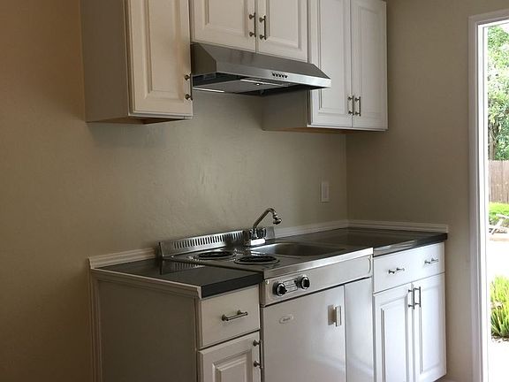 3rd image of 3302 Ocean Ave