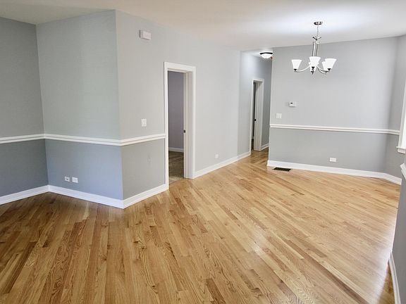 2nd image of 937 N Long Ave