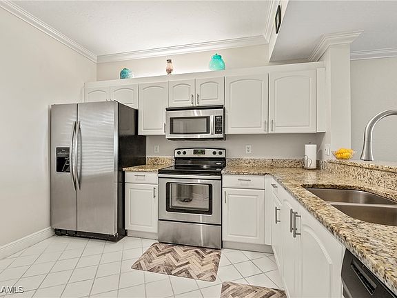 4th image of 992 Woodshire Ln APT D205