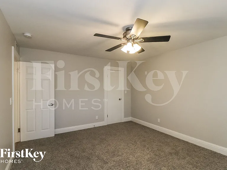 12210 N Escobar Way — Photo 9