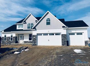 9502 Rockingham Dr, Whitehouse, OH 43571