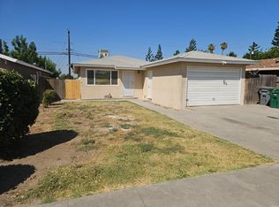 1427 Tucker St, Selma, CA 93662