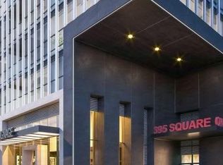395 Square One Dr #4607, Mississauga, ON L5B 0E2