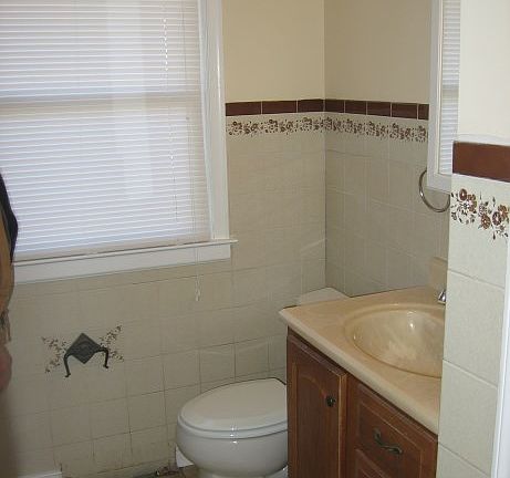 3rd image of 318 Lasalle Dr