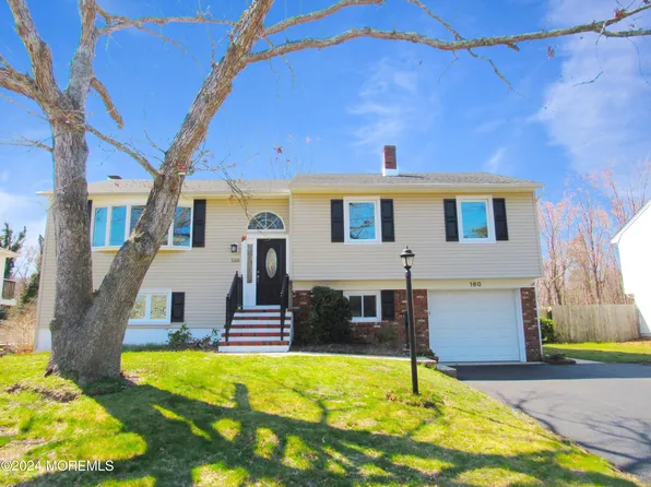 160 Village Way, Brick, NJ 08724