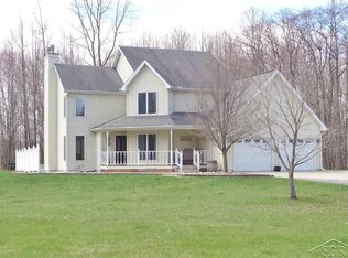 450 S Fenmore Rd, Merrill, MI 48637