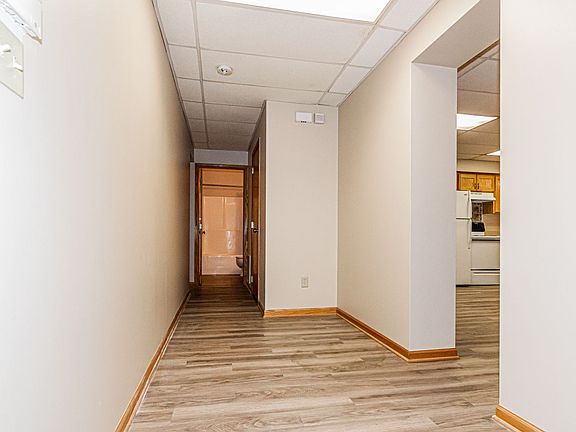 2nd image of 236 W 9th St #4