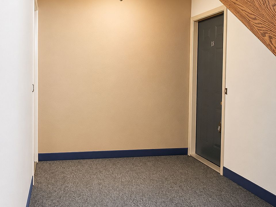 Ext Hallway