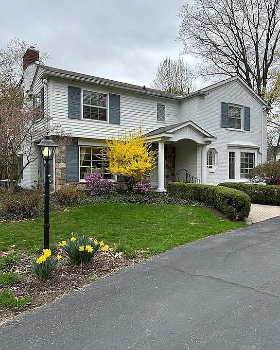 1057 Arlington Rd, B'ham, Mich