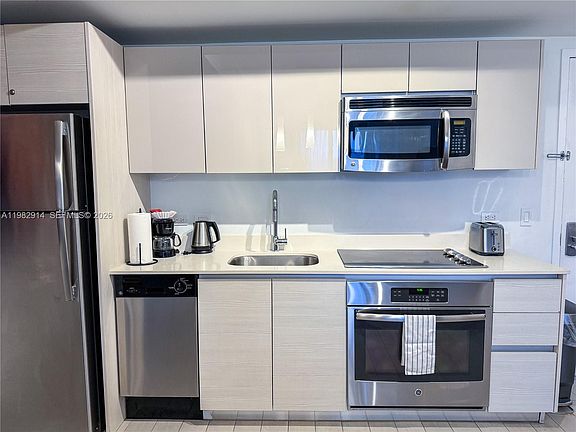 5th image of 2602 E Hallandale Beach Blvd #R805