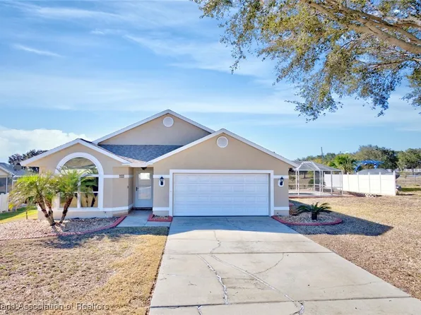 713 Hunt Dr, Lake Wales, FL 33853