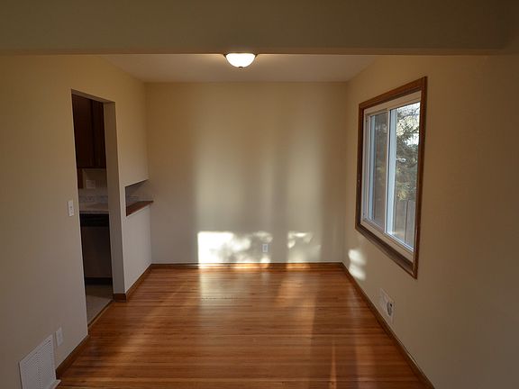 4th image of 6124 Scott Ave N