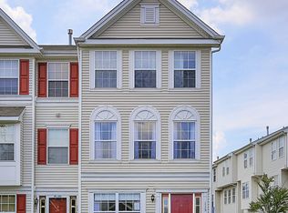 115 Giera Ct, Parlin, NJ 08859
