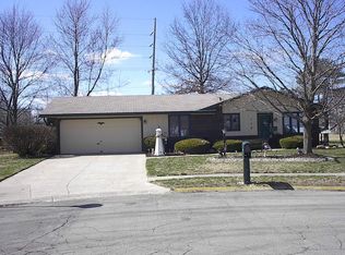 112 McIntyre Dr, Auburn, IN 46706