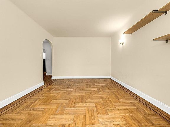 4th image of 41-15 44th St APT 2B