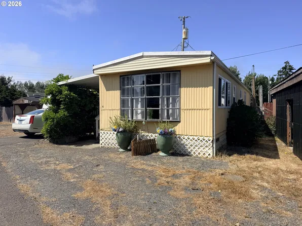 87735 Highway 101 Space 6B, Florence, OR 97439