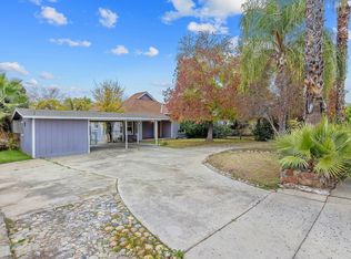 349 N Lemona Street, Woodlake, CA 93286