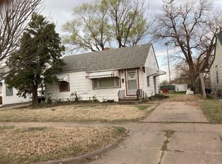 457 N Glenn St, Wichita, KS 67203