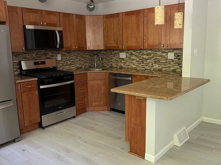 11746 Colman Rd #1 — Photo 5